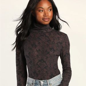 BNWT You and I Dark Brown Long Sleeve Turtleneck Top